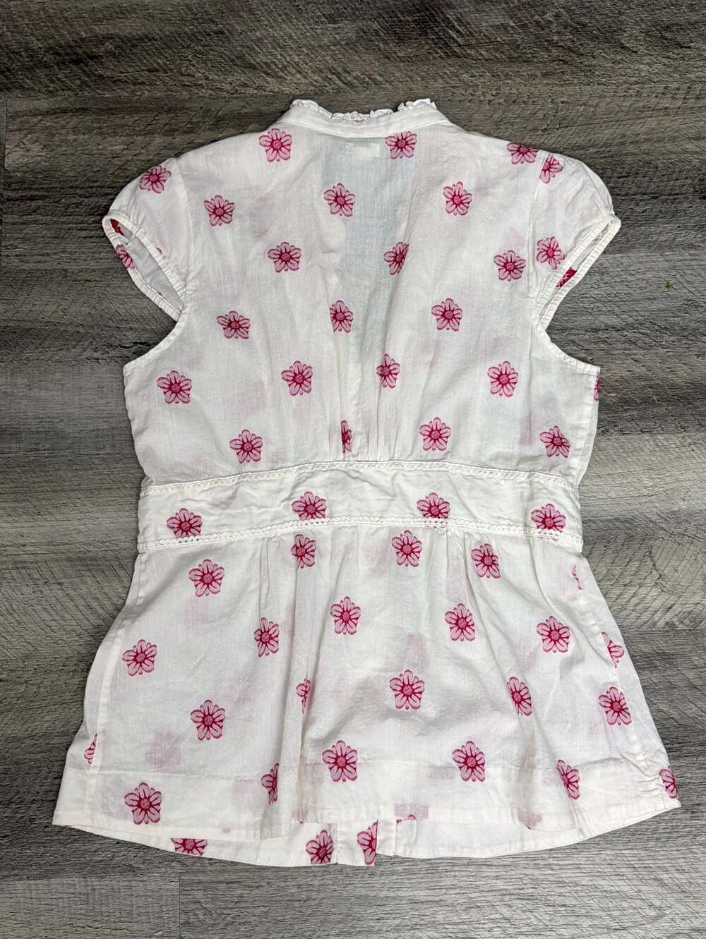 Odille Anthropologie Pink Floral Lace Trim Cap Sleeve Button Up Blouse - Picture 4 of 4